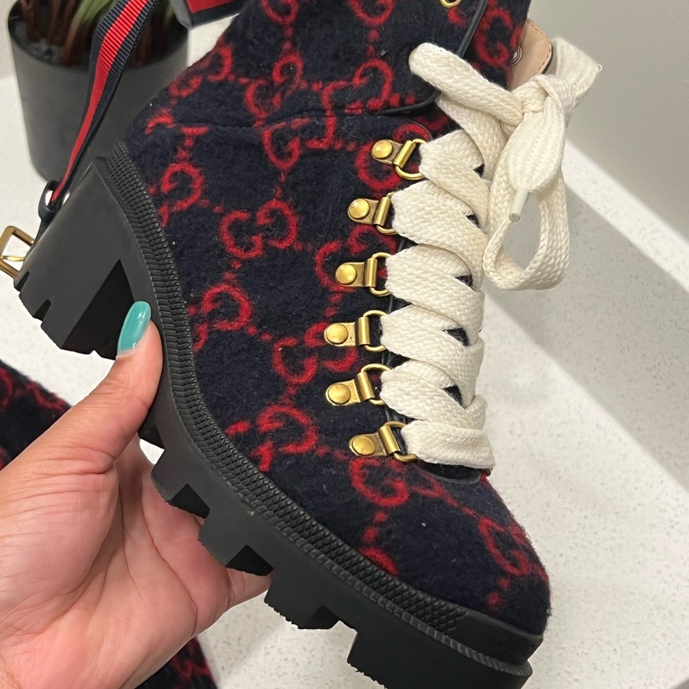 Gucci boots with hat to match - Picture 2 of 6